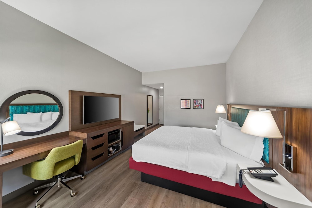 Hampton Inn North Platte - photo 15