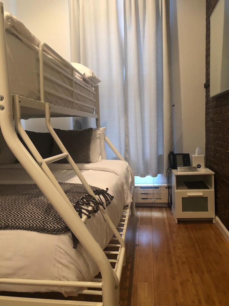 Chelsea Inn - photo 25
