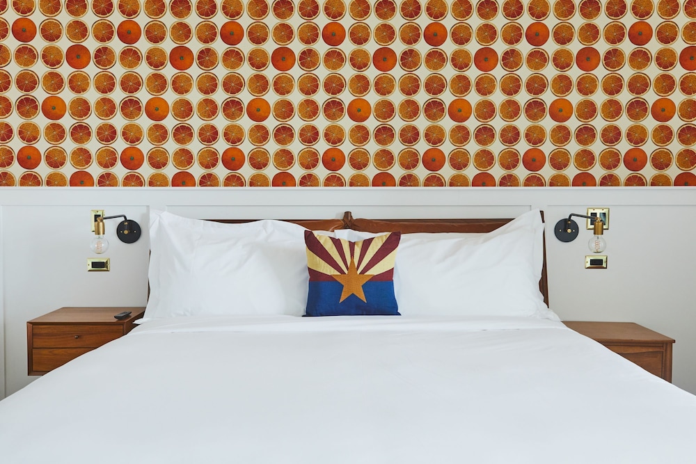 Rise Uptown Hotel - photo 17
