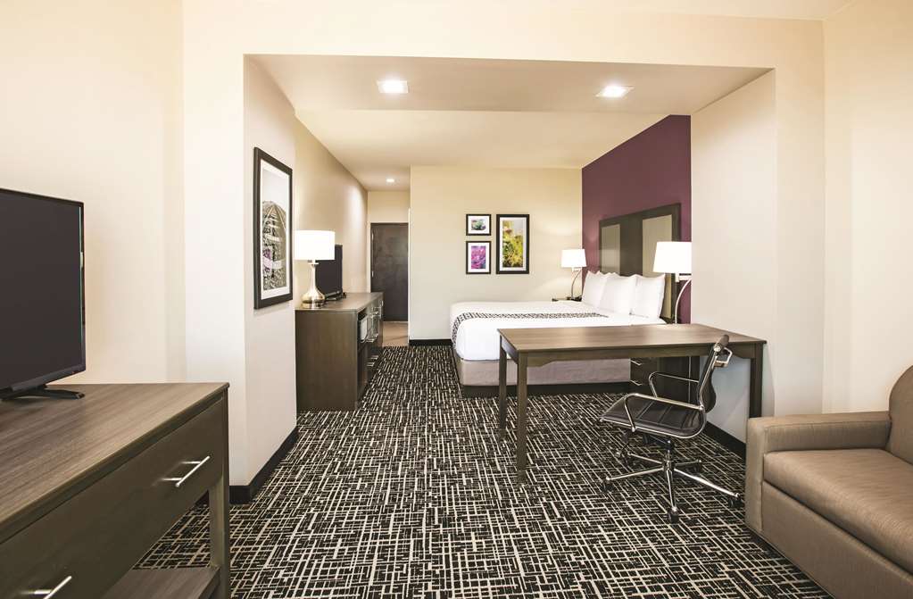 Quality Inn & Suites Colorado City TX - photo 20