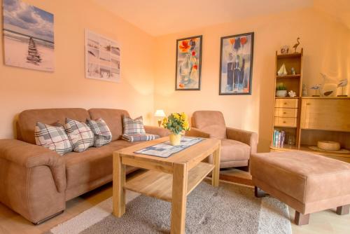 Zur Hanse Wohnung 1 3 Lingnau — 4-Star Luxury Hotel in Zingst, Germany