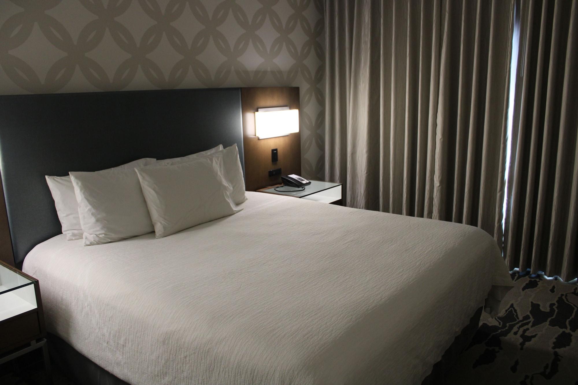 Embassy Suites by Hilton McAllen Convention Cent - photo 16