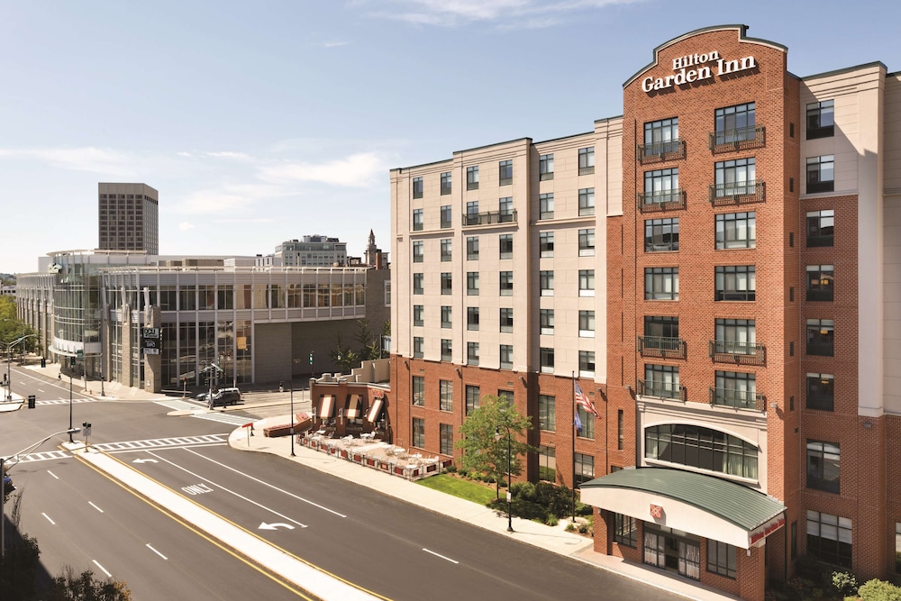 Hilton Garden Inn Worcester - photo 31