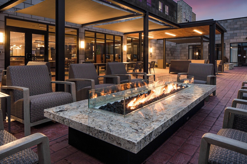 Courtyard by Marriott Jefferson City - photo 22