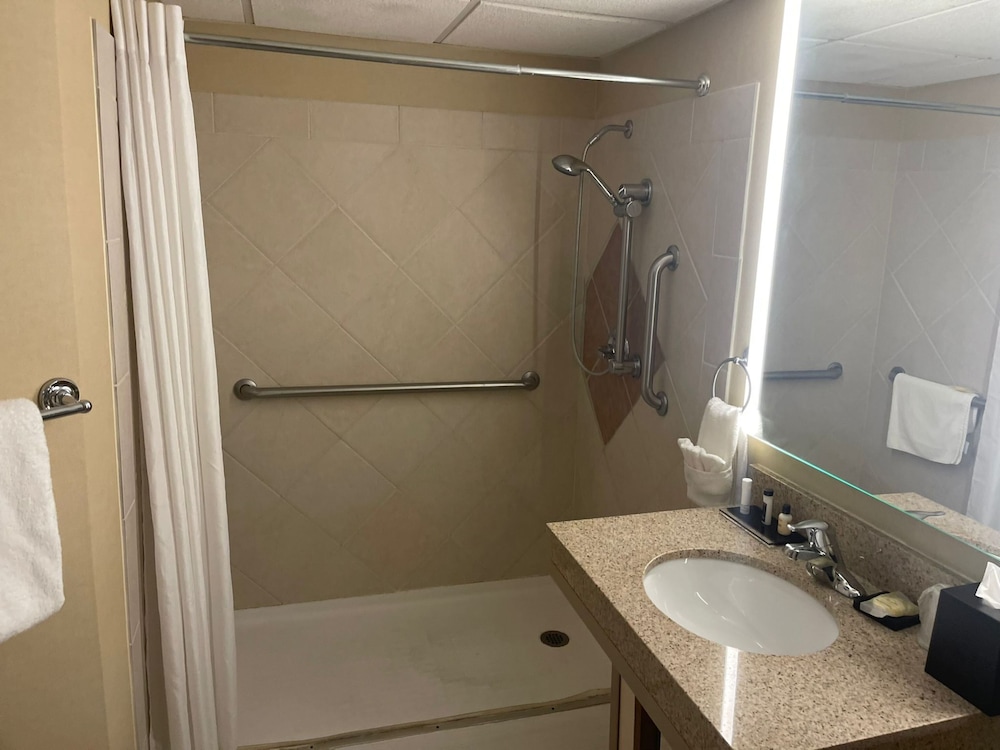 Wyndham Omaha West Dodge - photo 23