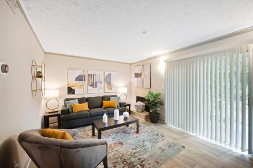 King Bed 5 min walk Truist Park The Battery — 4-Star Luxury Hotel in Atlanta, United States