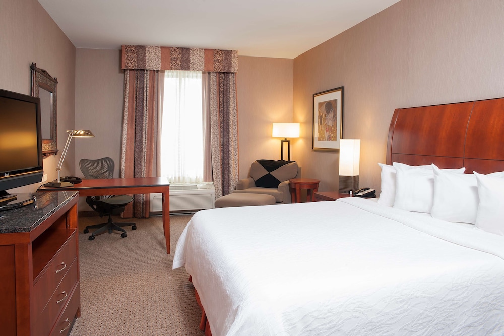 Hilton Garden Inn Columbus Edinburgh - photo 11