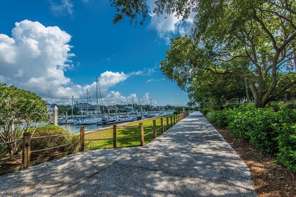406 Yacht Harbor Court - photo 26