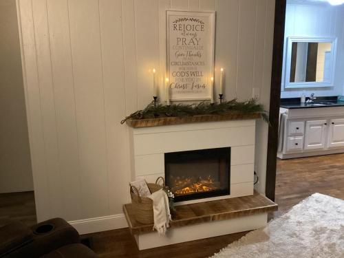 Farmhouse of Blessings — 4-Star Luxury Hotel in Dundee, United States