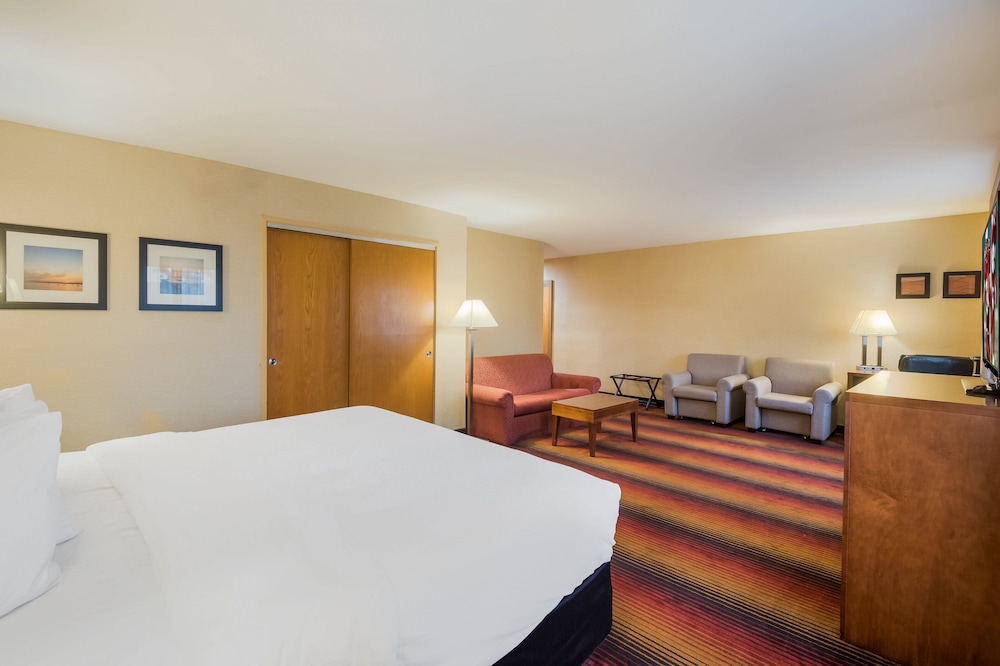 Red Roof Inn Fairfield - photo 7
