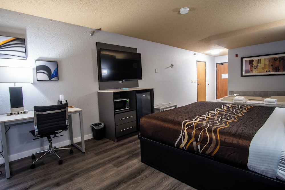 Coratel Inn and Suites By Jasper Eagan St Paul Airport & Mall of America - photo 24