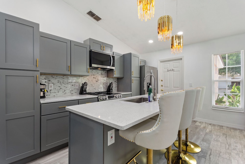 Breathe Easy at Solterra Resort by Shine Villas condo - photo 140