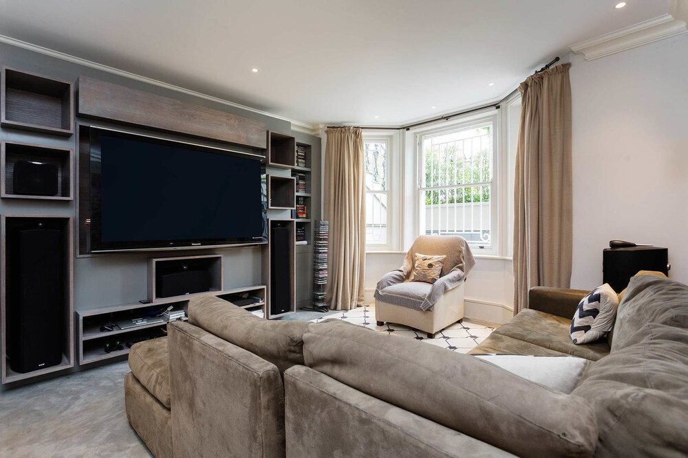 Veeve St. James's Gardens — 4-Star Luxury Hotel in London, United Kingdom