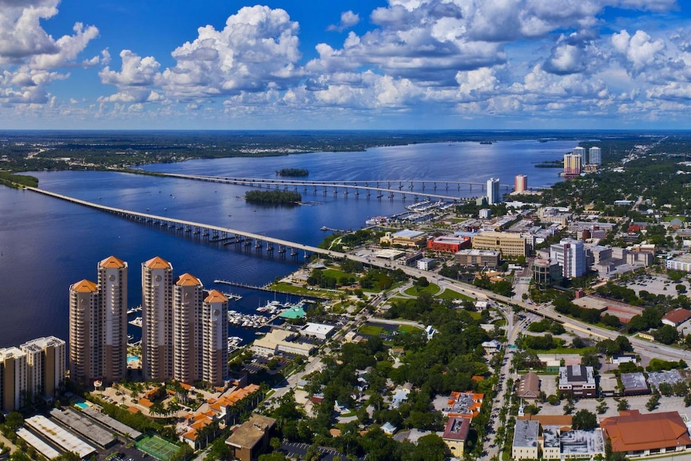 16360 Dublin Cir #202 in Fort Myers, United States