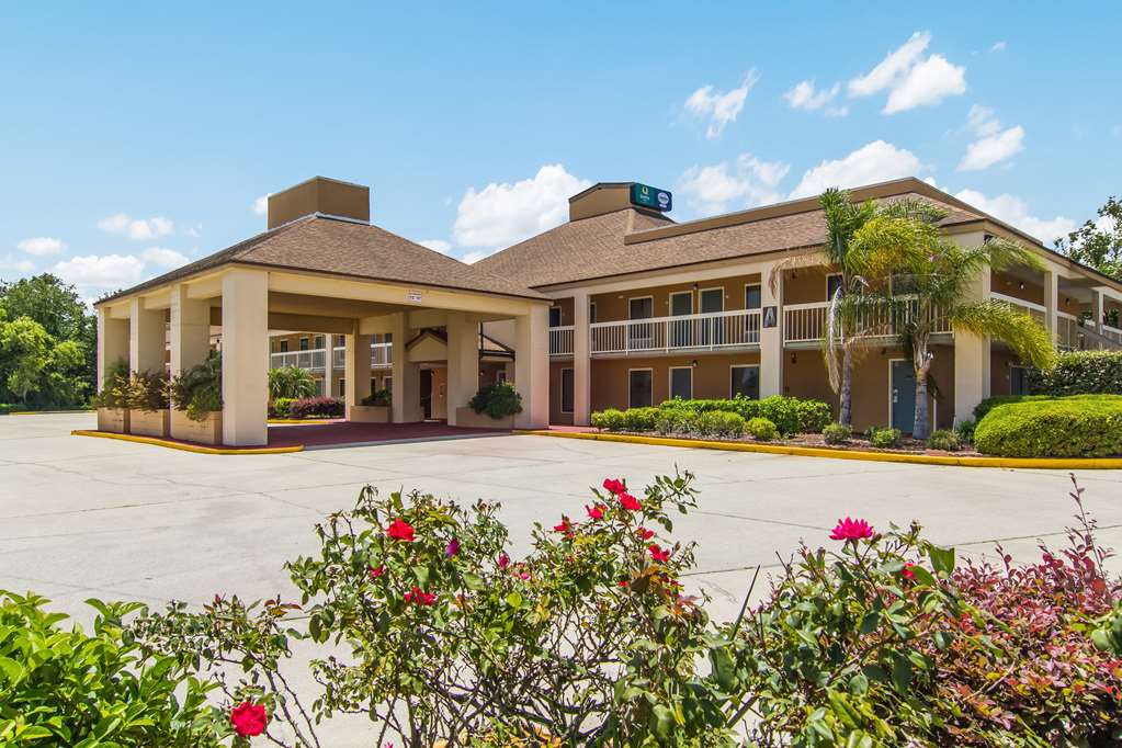 Suburban Studios Hotel Kingsland Near I 95 - photo 2