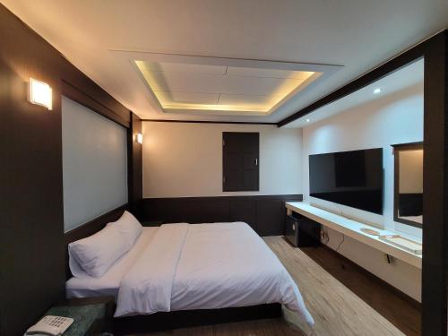 Areum Hotel in Unknown City, South Korea