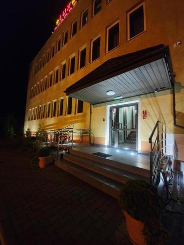 Lux Resort — hotel in Krasnik