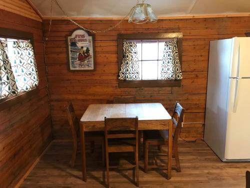 Grandview Cabins & RV Resort - photo 52