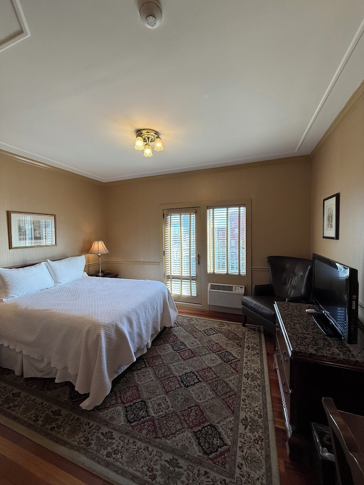 Penn's View Hotel - photo 31