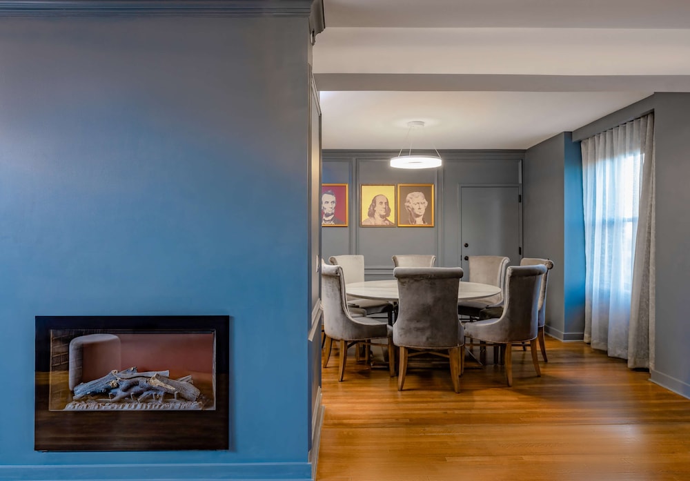 Hotel Fort Des Moines Curio Collection by Hilton - photo 45