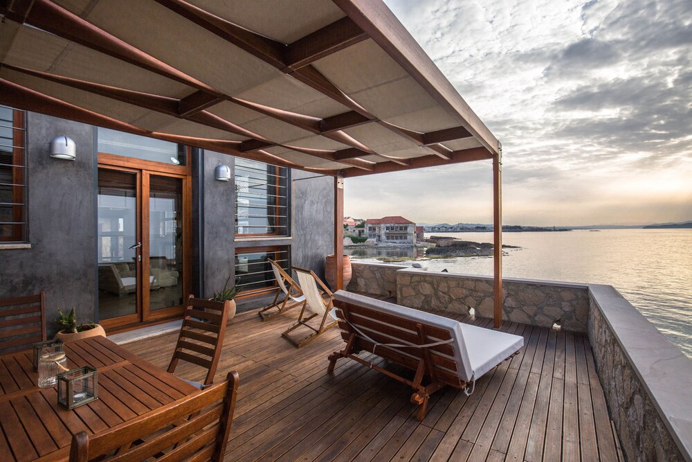 Villa Yasemi panoramic sea view — 4-Star Luxury Hotel in Chania, Greece