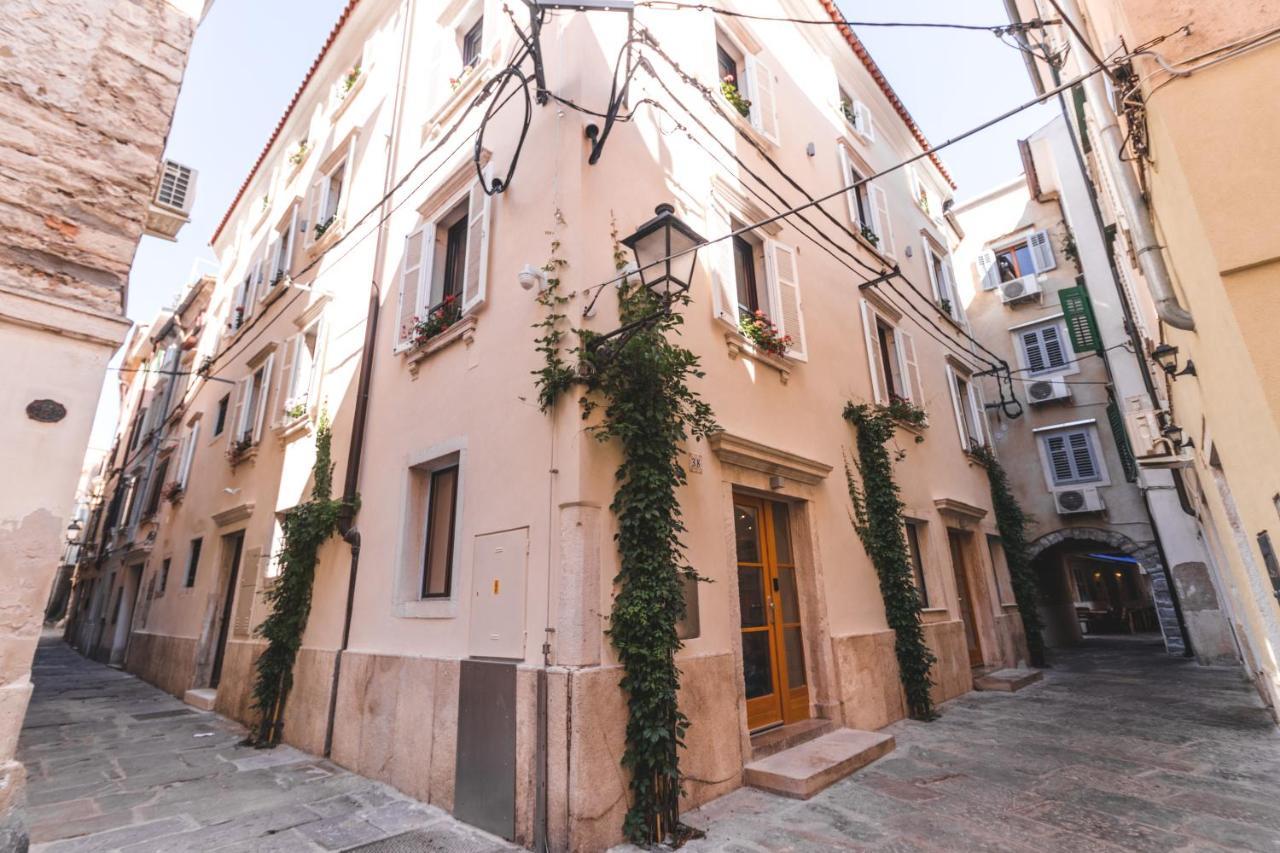 Second Life in Piran Hotel Zala Piran with private parking and shuttle service — hotel in Piran