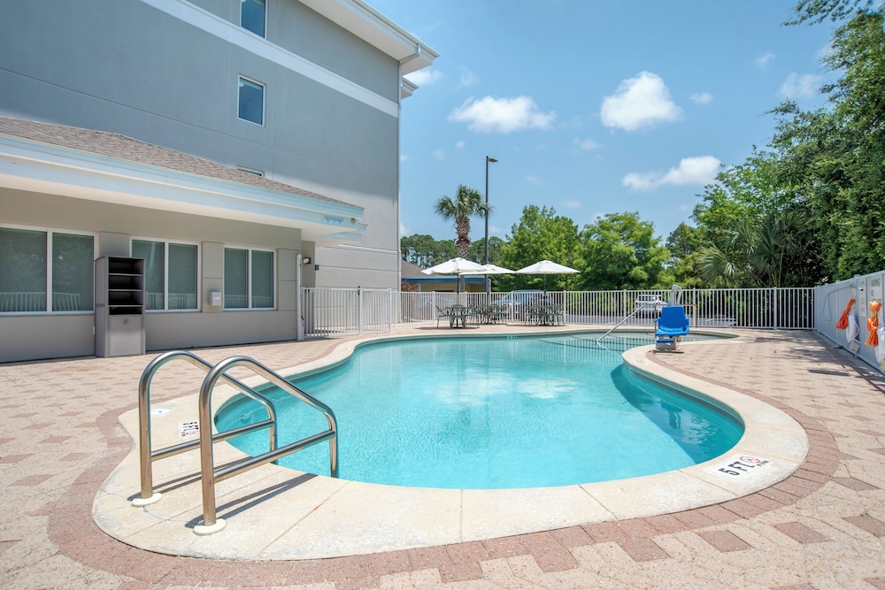 Garner Hotel Panama City Beach Northeast by IHG - photo 19