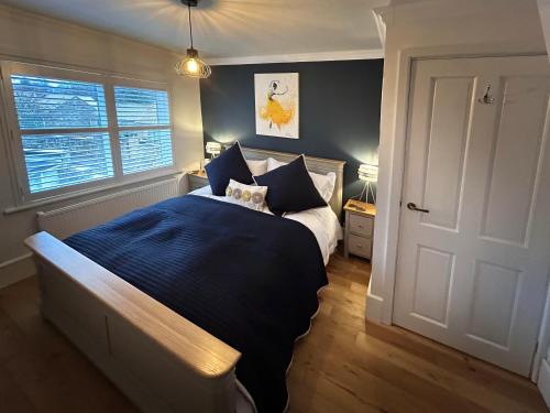 Virginia House A Contemporary Cosy Period Cottage