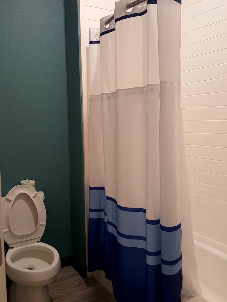 Hotel Blue Woodlands - photo 34