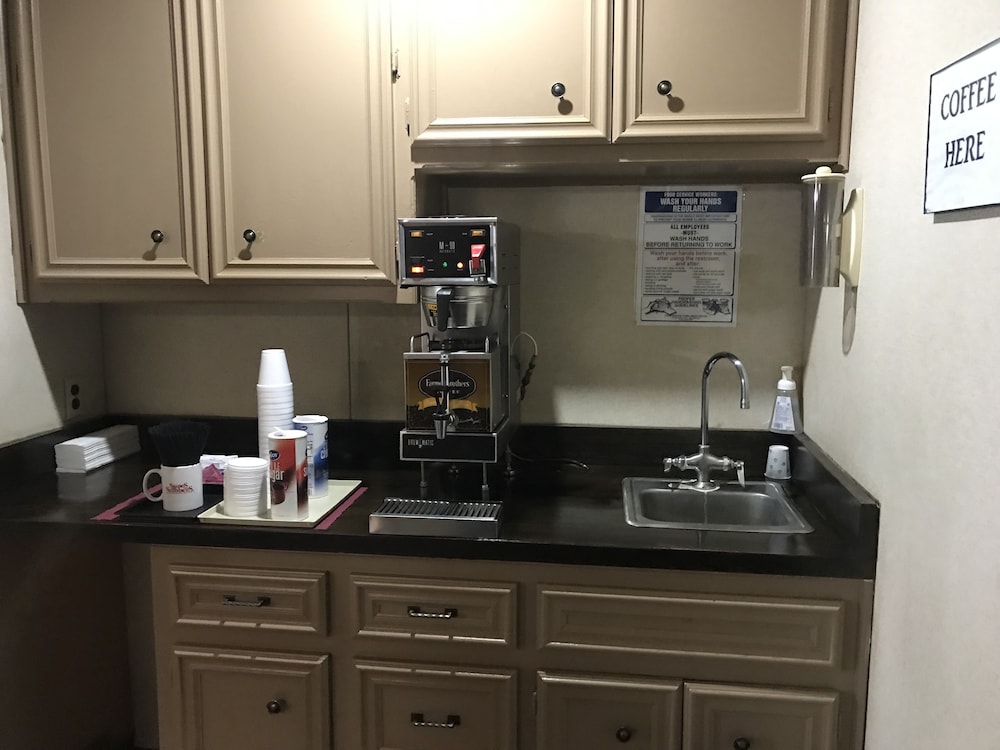 Heritage House Inn - photo 25