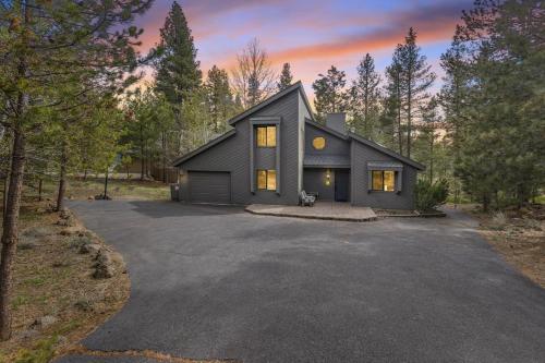 Sunriver Red Fir Retreat in Sunriver, United States