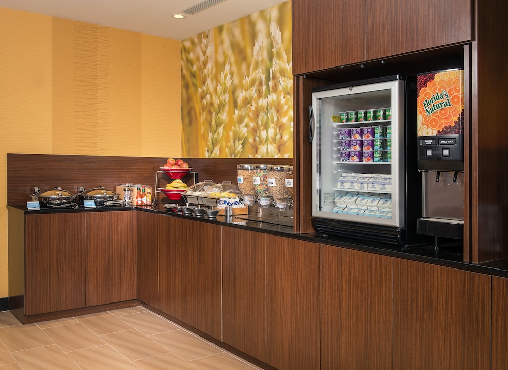 Fairfield Inn & Suites New York Manhattan Downtown East - photo 22