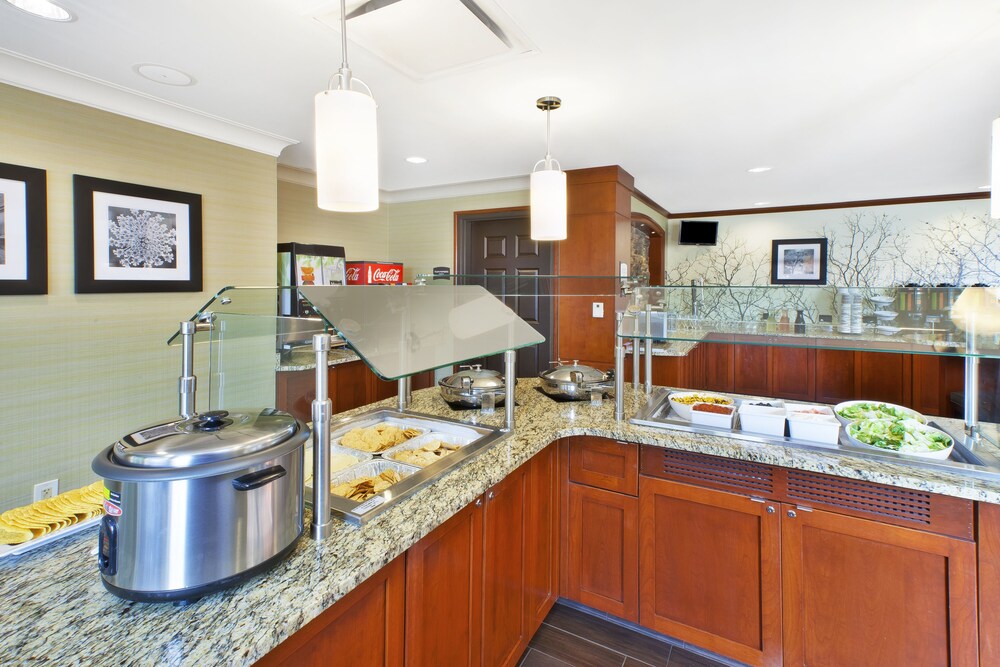 Staybridge Suites Cleveland Mayfield Heights Beachwood by IHG - photo 40