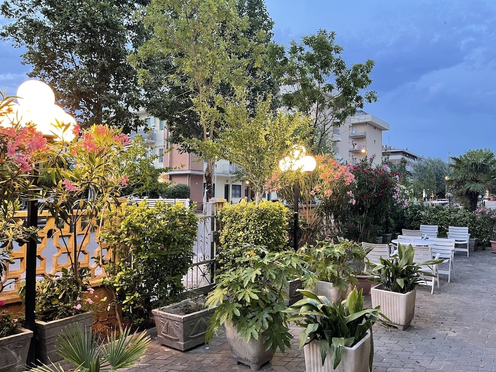 Hotel Sara 2 Guests Room N 9 — Cesenatico