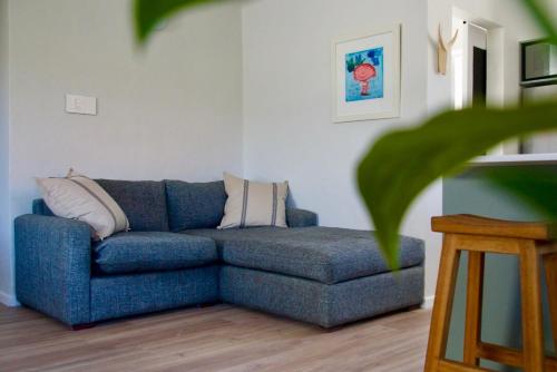 Bright Modern Studio Apartment