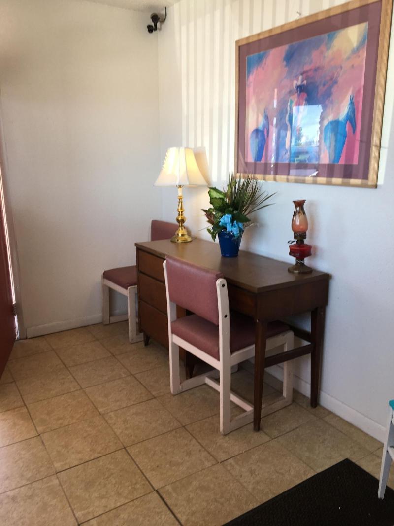 Sands Motel - photo 3