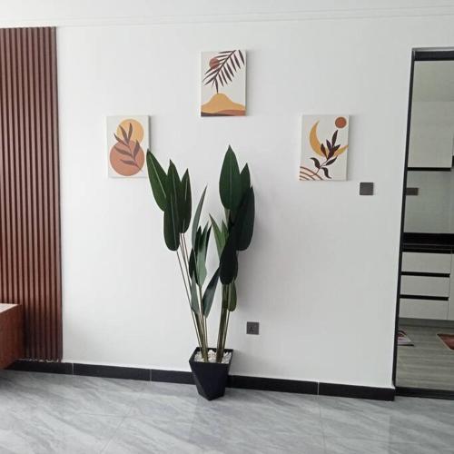 Spacious 3bed 3bath Sleeps 6 Close to Yaya Center