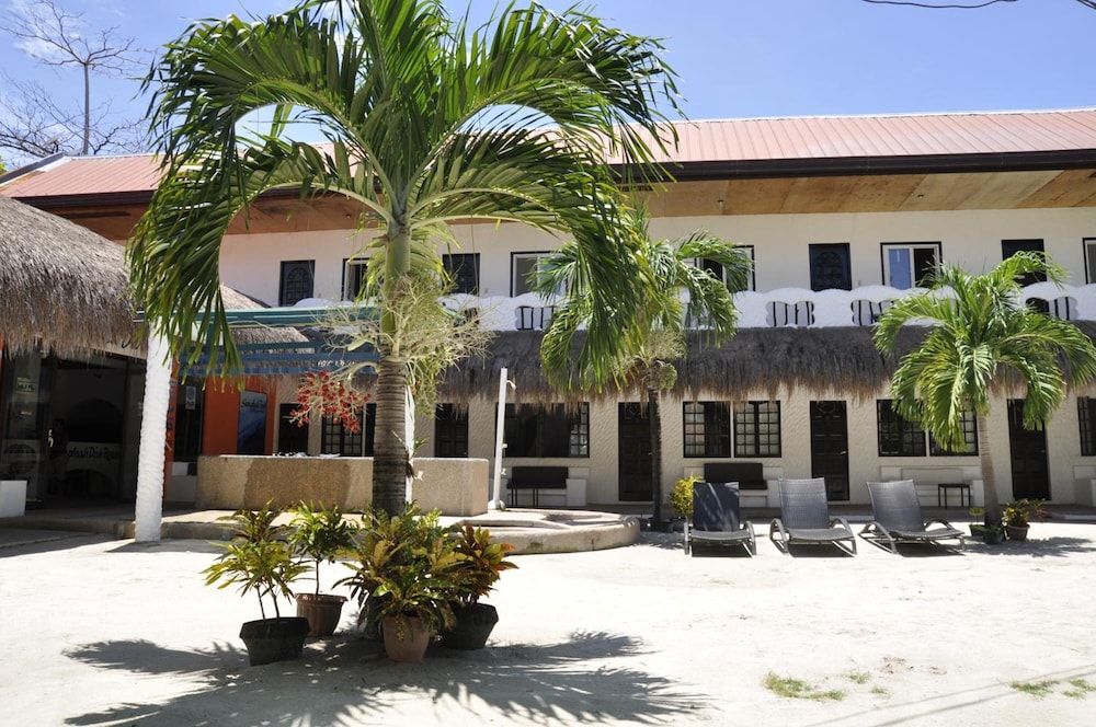 Little Mermaid Dive Resort in Daanbantayan, Philippines