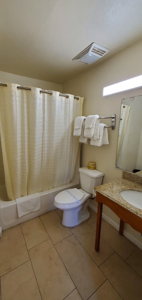 Anaheim National Inn - photo 81