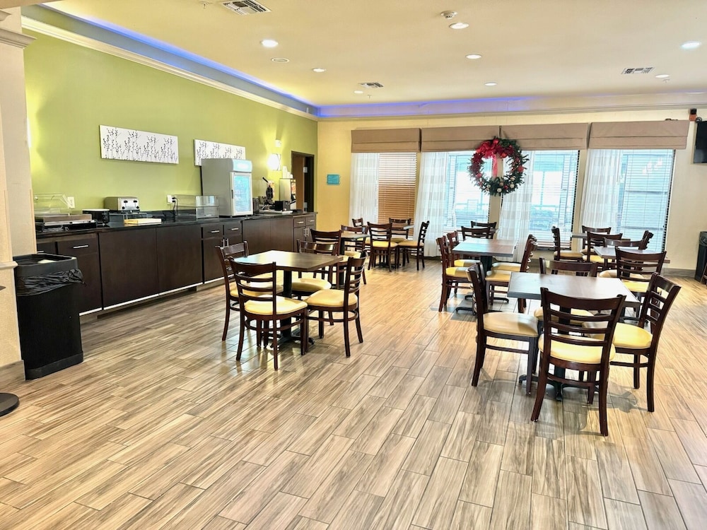 Spark by Hilton Fort Stockton - photo 65