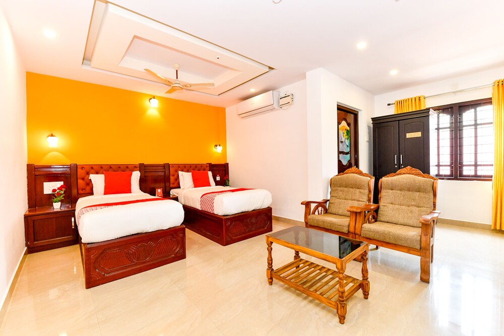 OYO 28276 Harshavardhana Inn — hotel in Irinjalakuda