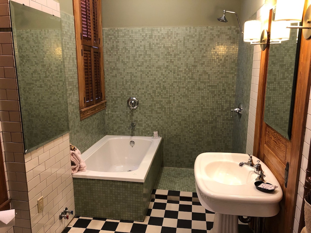 Hotel Frederick - photo 8