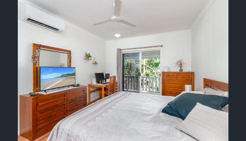Entire 2 Bedroom Townhouse Four Mile Beach Escapes Your Home Away From Home — 4-Star Luxury Hotel in Port Douglas, Australia