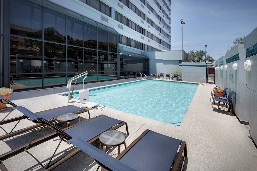 Courtyard by Marriott Austin University Area - photo 14