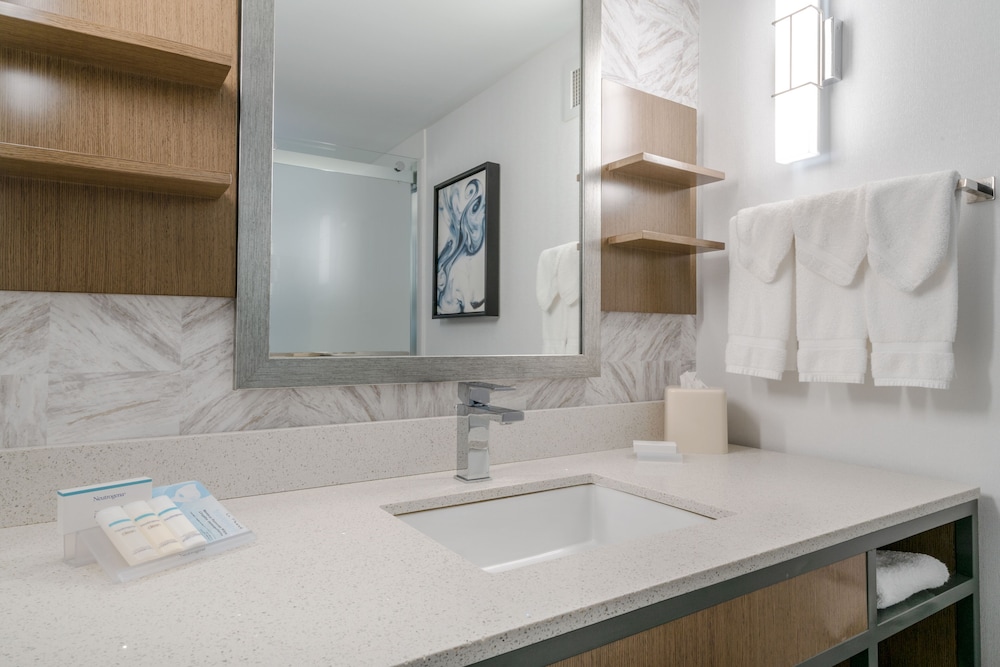 Hilton Garden Inn Pittsburgh Southpointe - photo 26