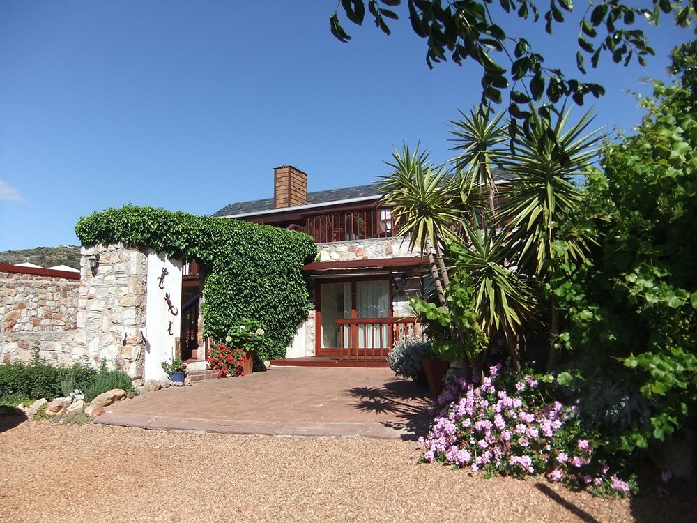 Makapa Lodge — 4-Star Luxury Hotel in Cape Town, South Africa