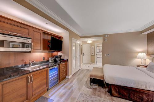 Luxury Studio MGM Signature Best Location Lazy River No Resort Fee