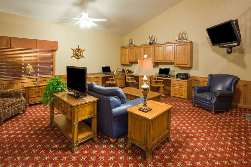 AmericInn by Wyndham Wetmore Munising - photo 6