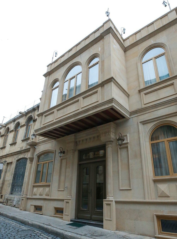 West Inn Hotel Baku — 4-Star Luxury Hotel in Baku, Azerbaijan