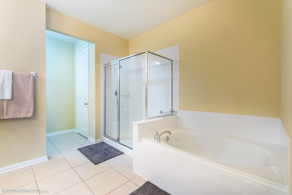 4804 Cayview Ave #105 - photo 18